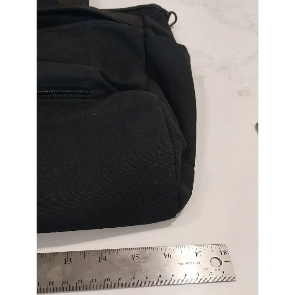 Eagle Creek Black Men's Briefcase/Suitcase. EUC